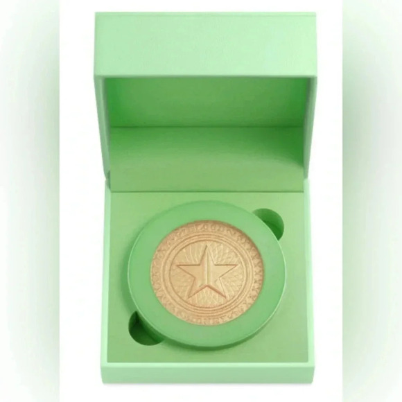 Jeffree Star Extreme Frost in “cold hard cash” - Picture 3 of 6